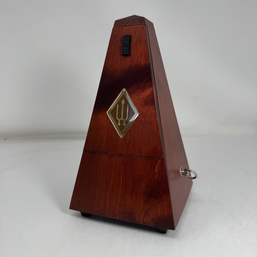 Wittner wood key wound - wood,